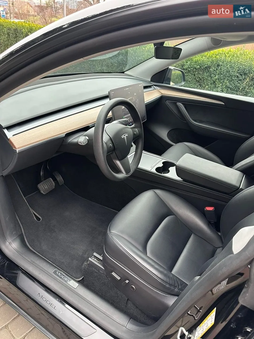 2024 Tesla Model Y - мініатюра 11