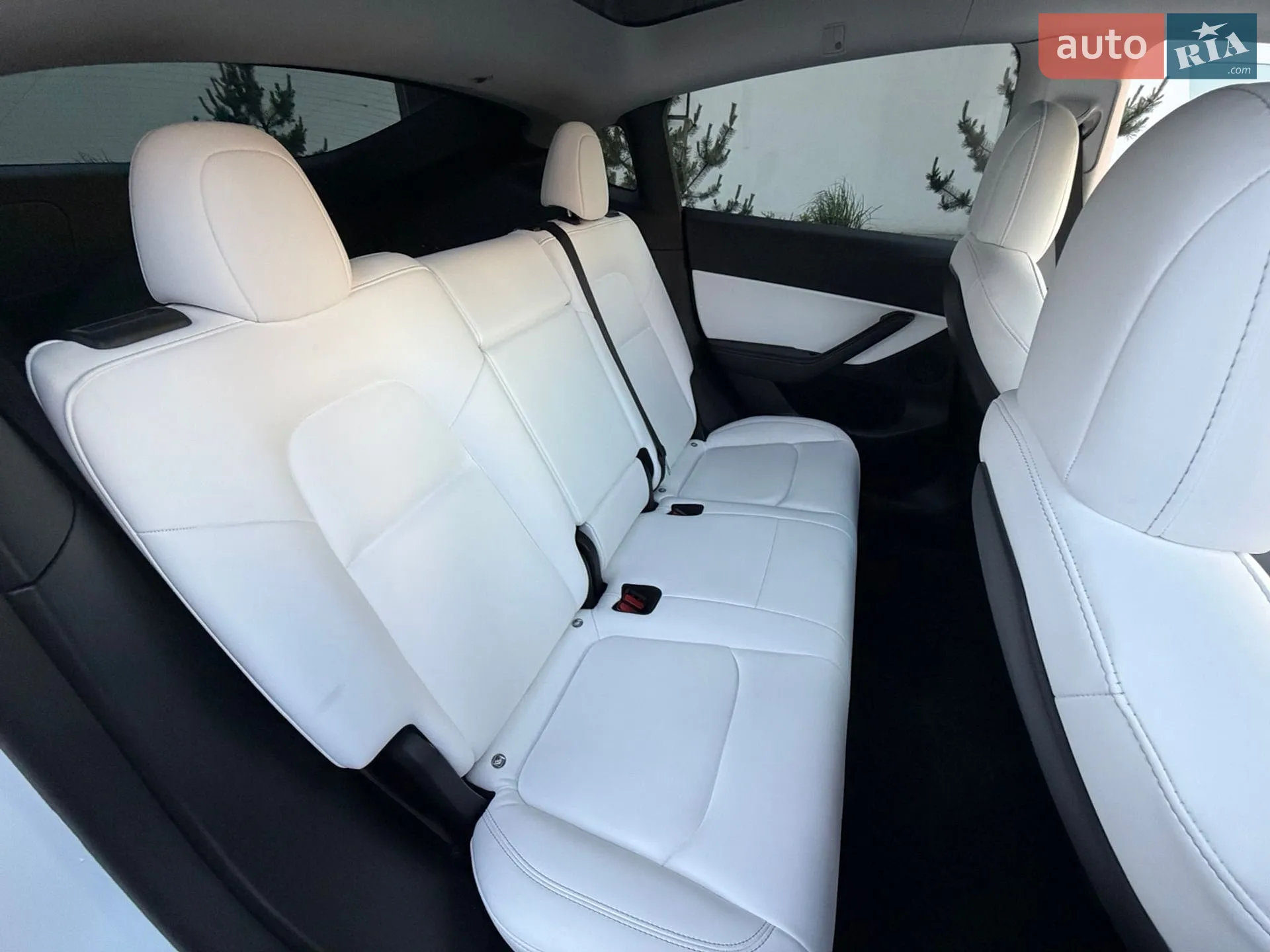 2021 Tesla Model Y - мініатюра 16