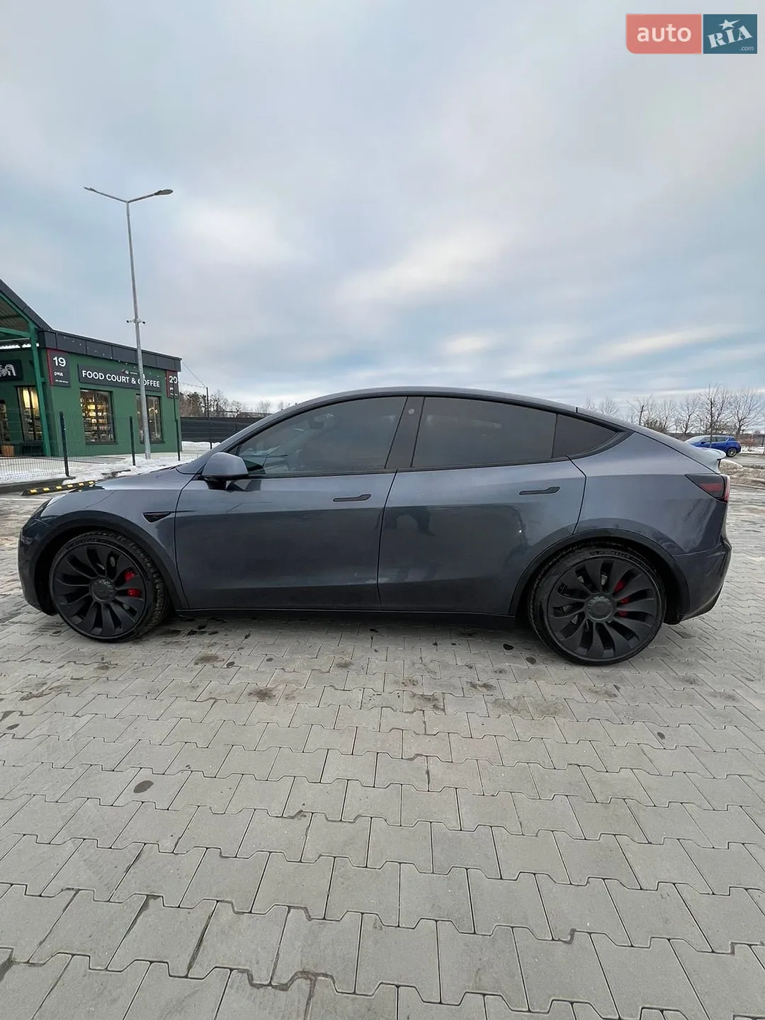 2022 Tesla Model Y - мініатюра 5