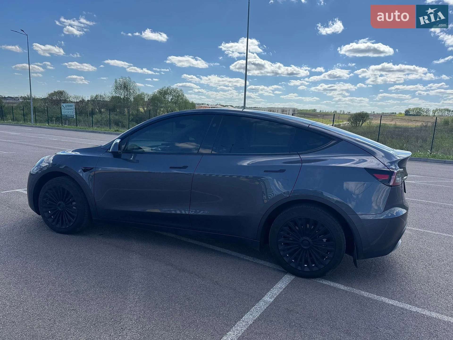 2023 Tesla Model Y - мініатюра 9