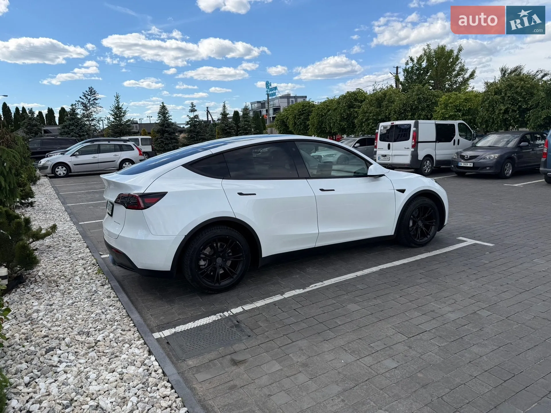 2023 Tesla Model Y - мініатюра 10