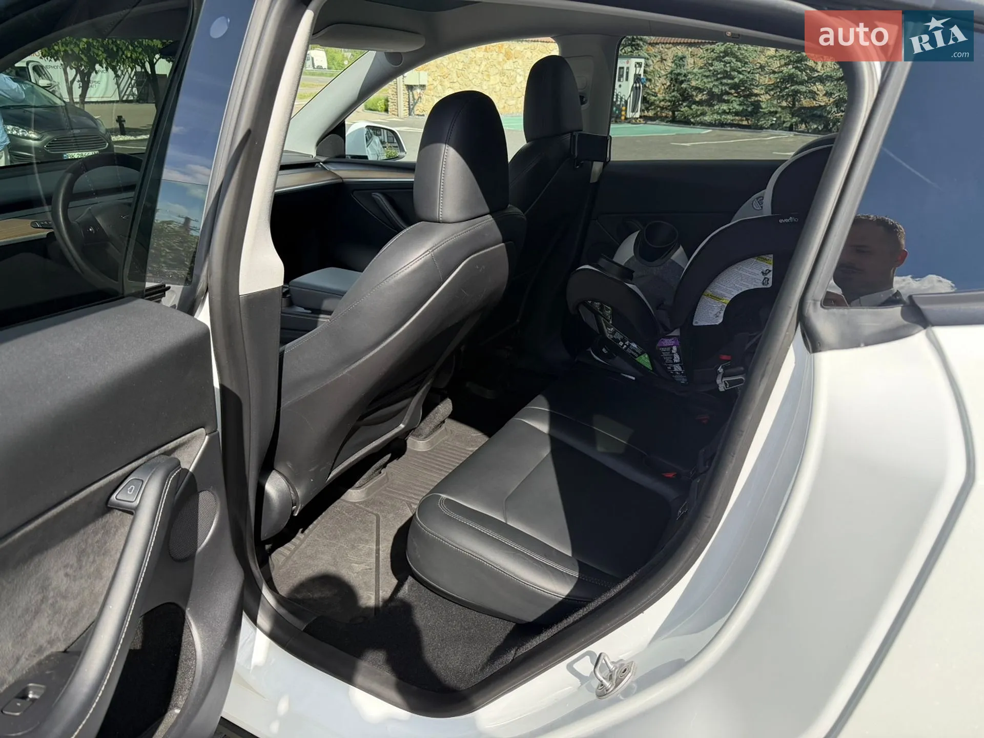 2023 Tesla Model Y - мініатюра 24