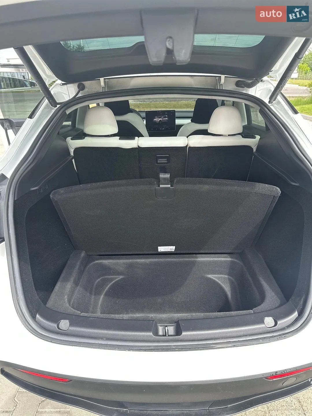 2023 Tesla Model Y - мініатюра 18