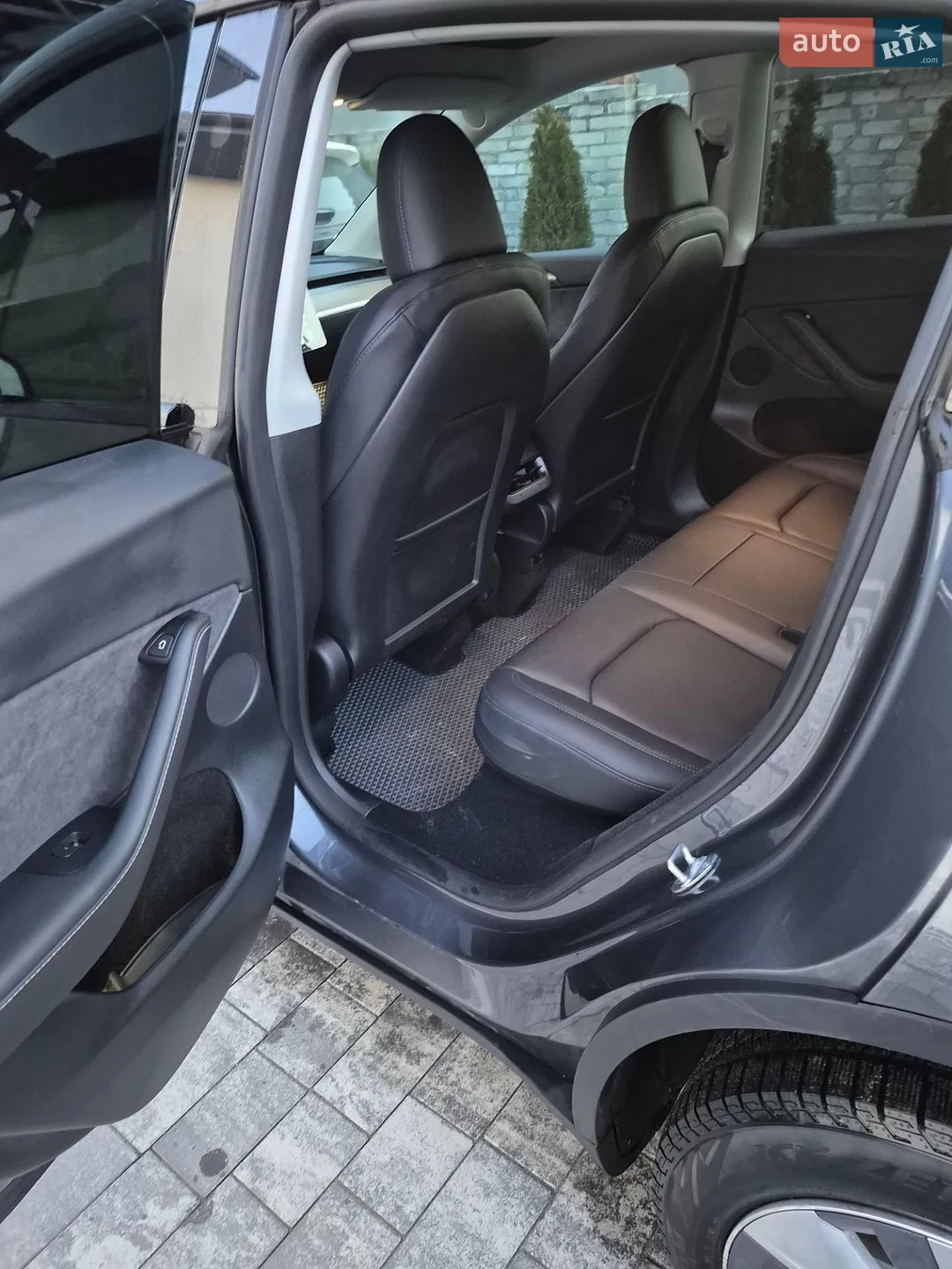 2023 Tesla Model Y - мініатюра 13