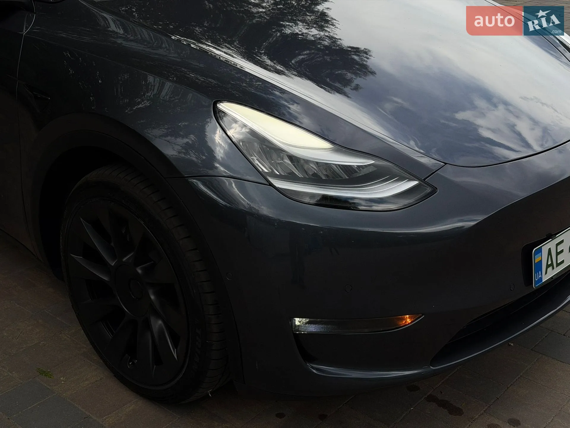 2021 Tesla Model Y - мініатюра 3