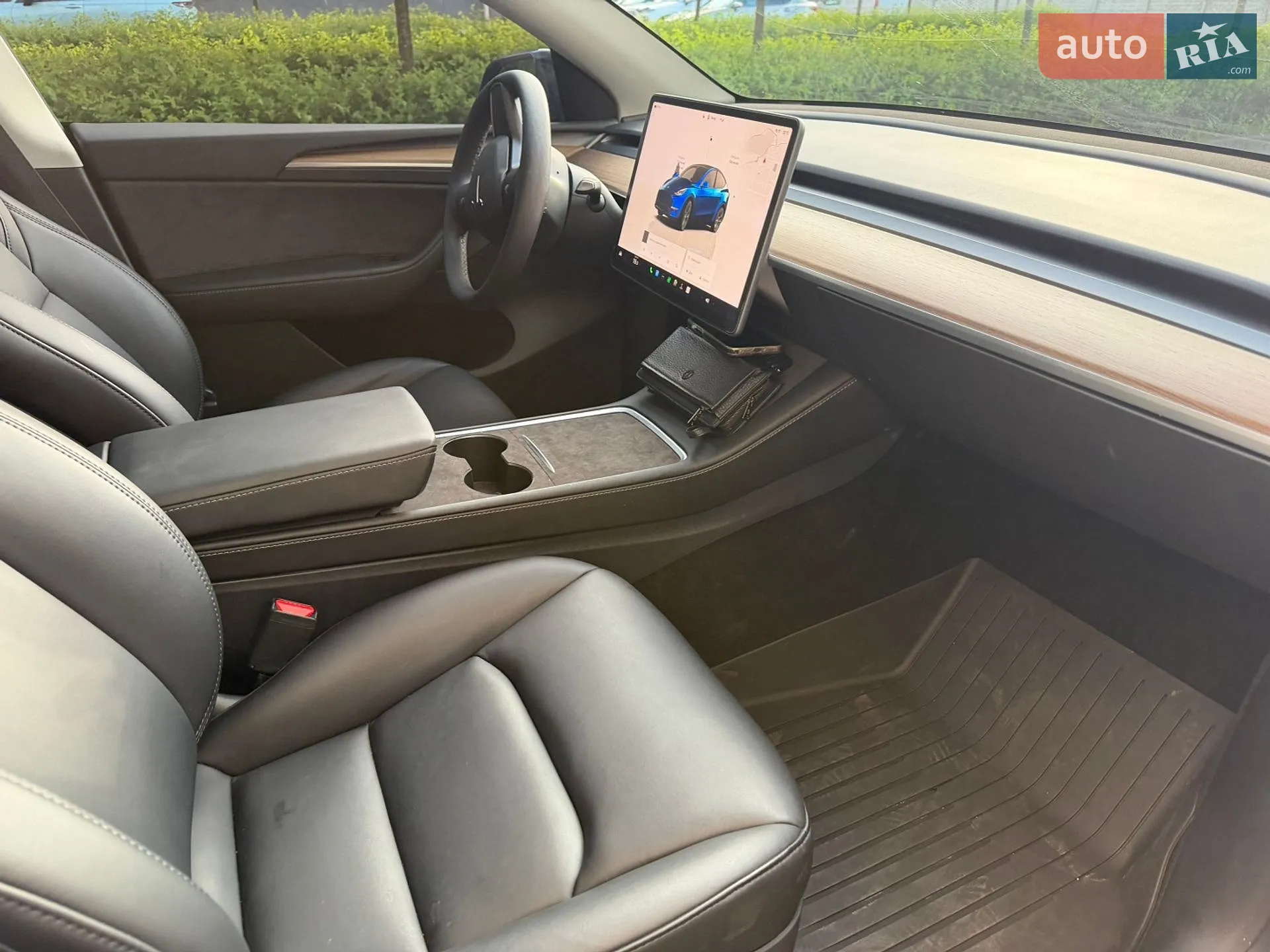 2024 Tesla Model Y - мініатюра 23