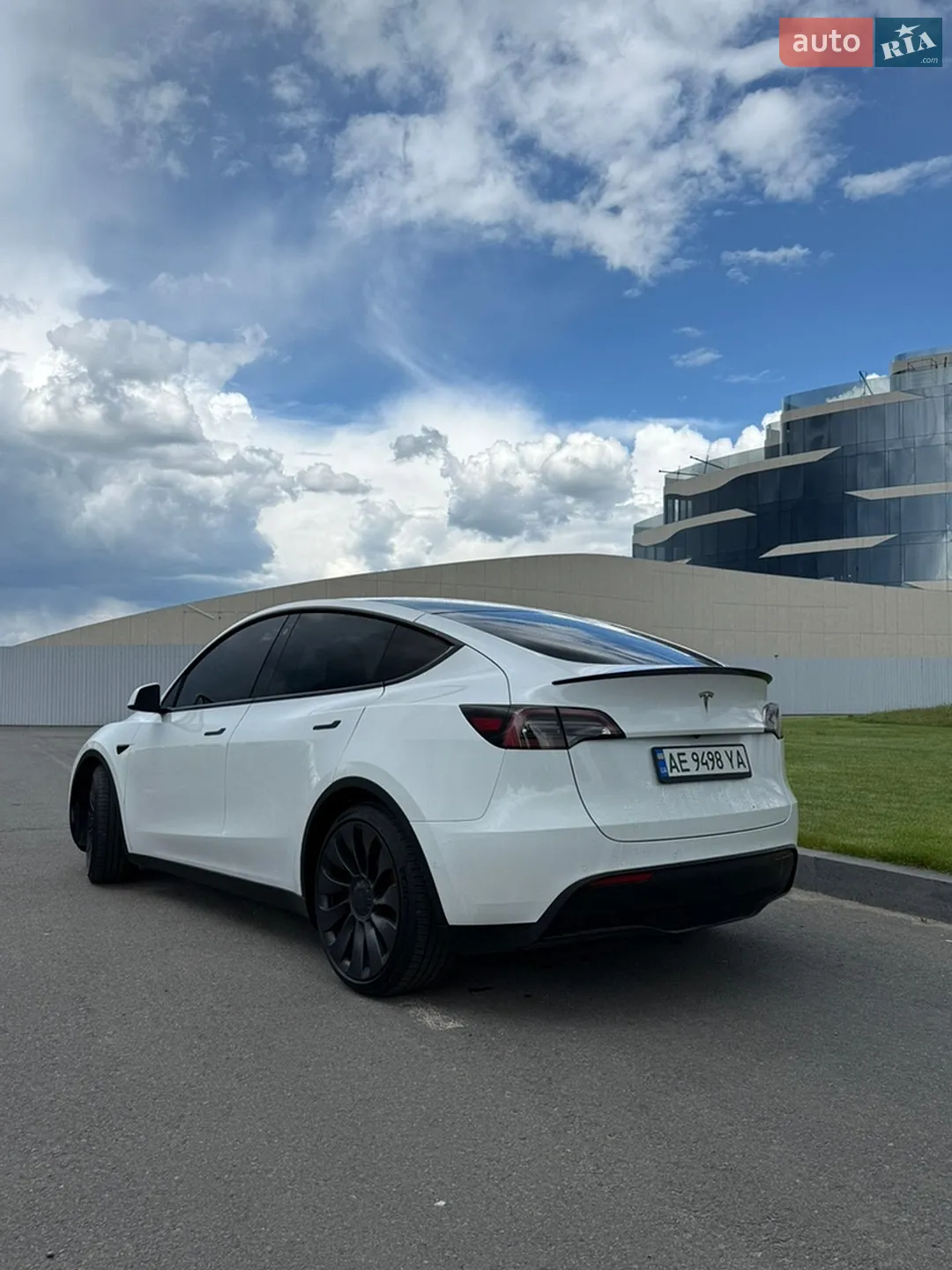 2021 Tesla Model Y - мініатюра 6