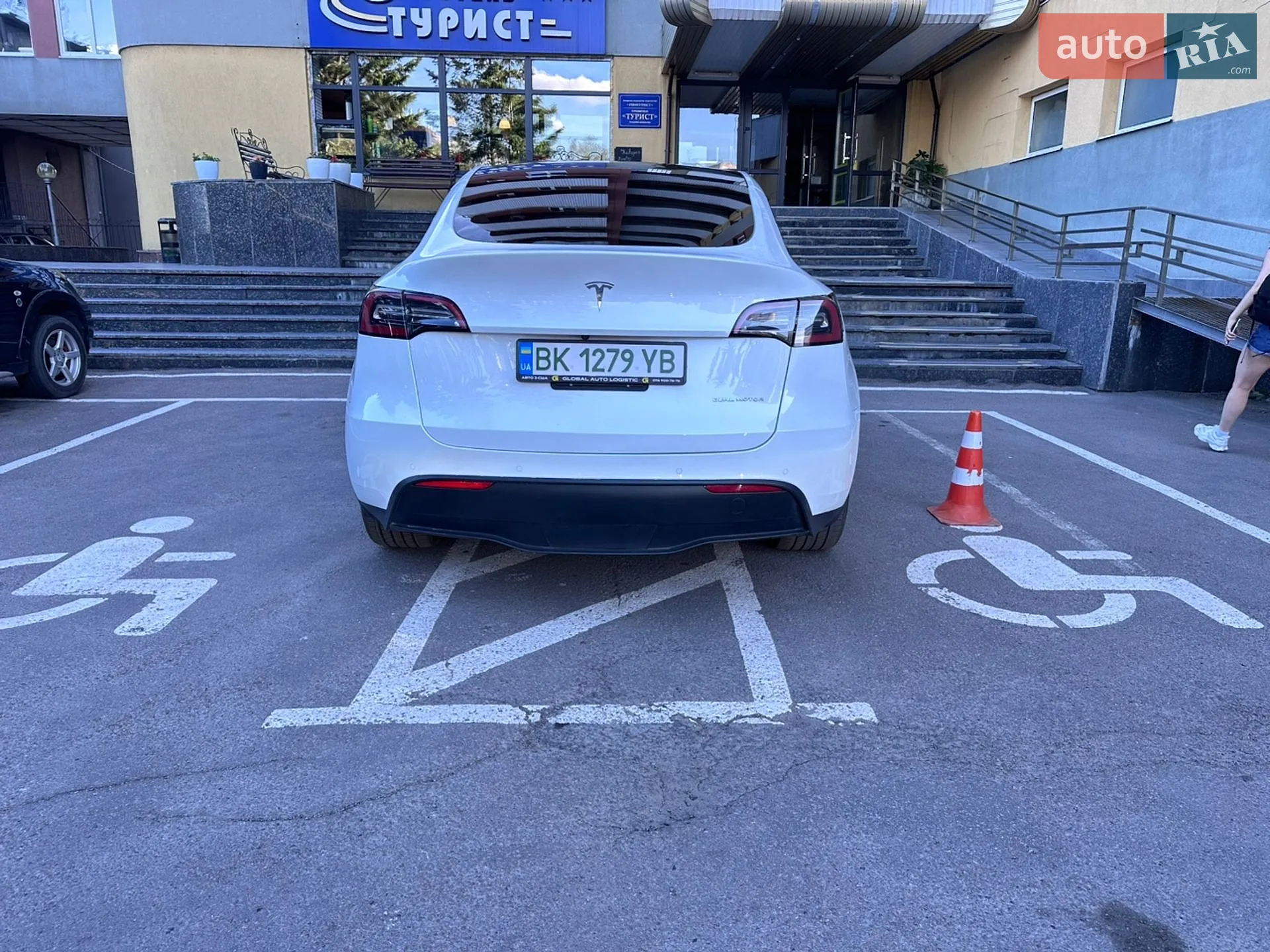 2021 Tesla Model Y - мініатюра 6