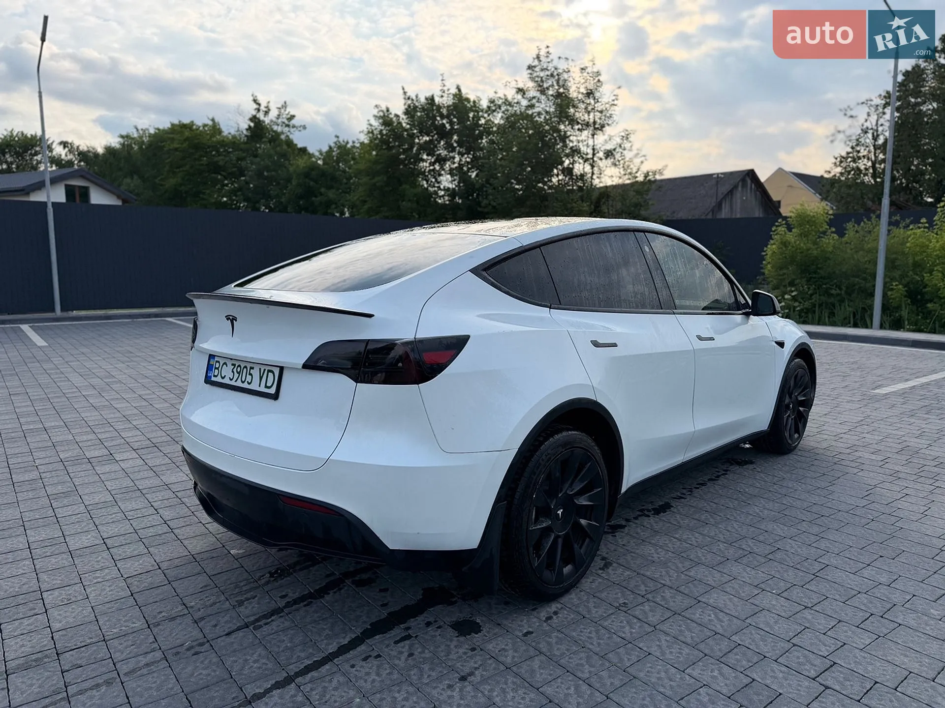 2022 Tesla Model Y - мініатюра 5