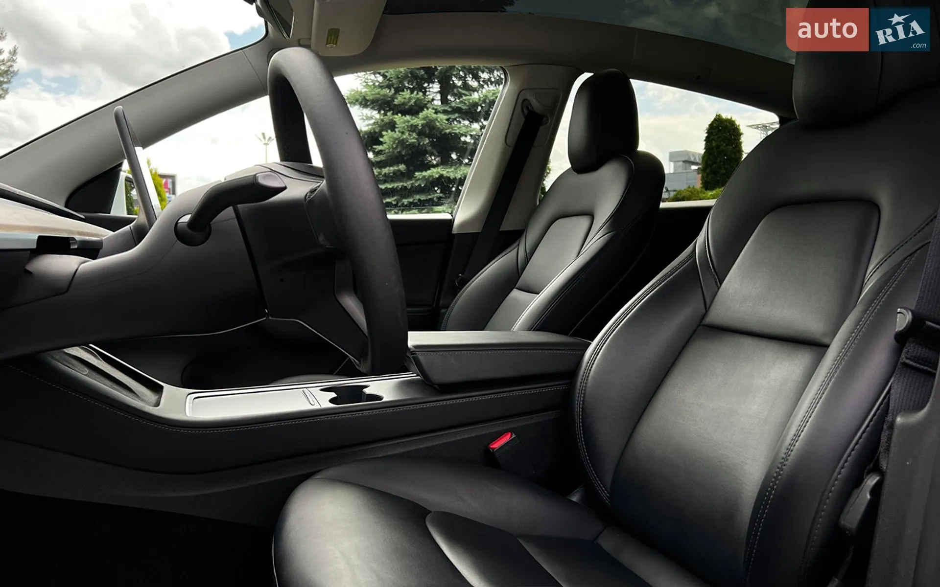 2022 Tesla Model Y - мініатюра 9