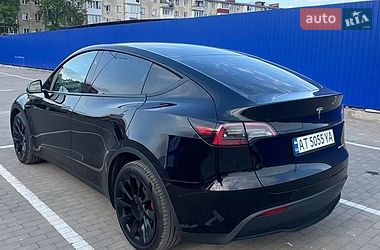 Внедорожник / Кроссовер Tesla Model Y 2023 в Калуше