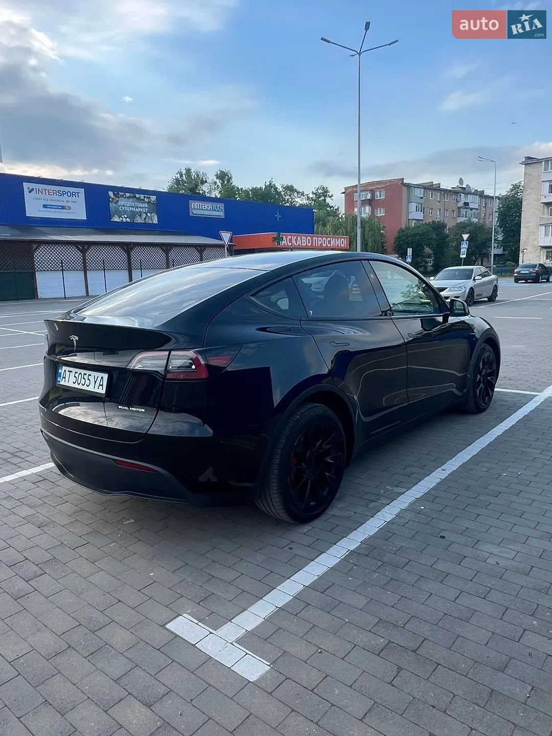 2023 Tesla Model Y - мініатюра 6