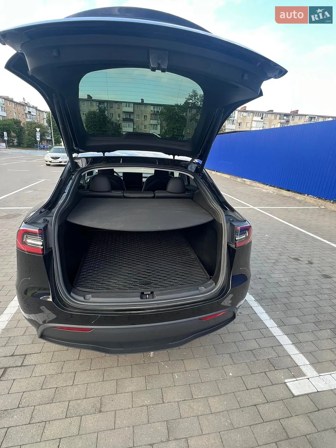 2023 Tesla Model Y - мініатюра 9