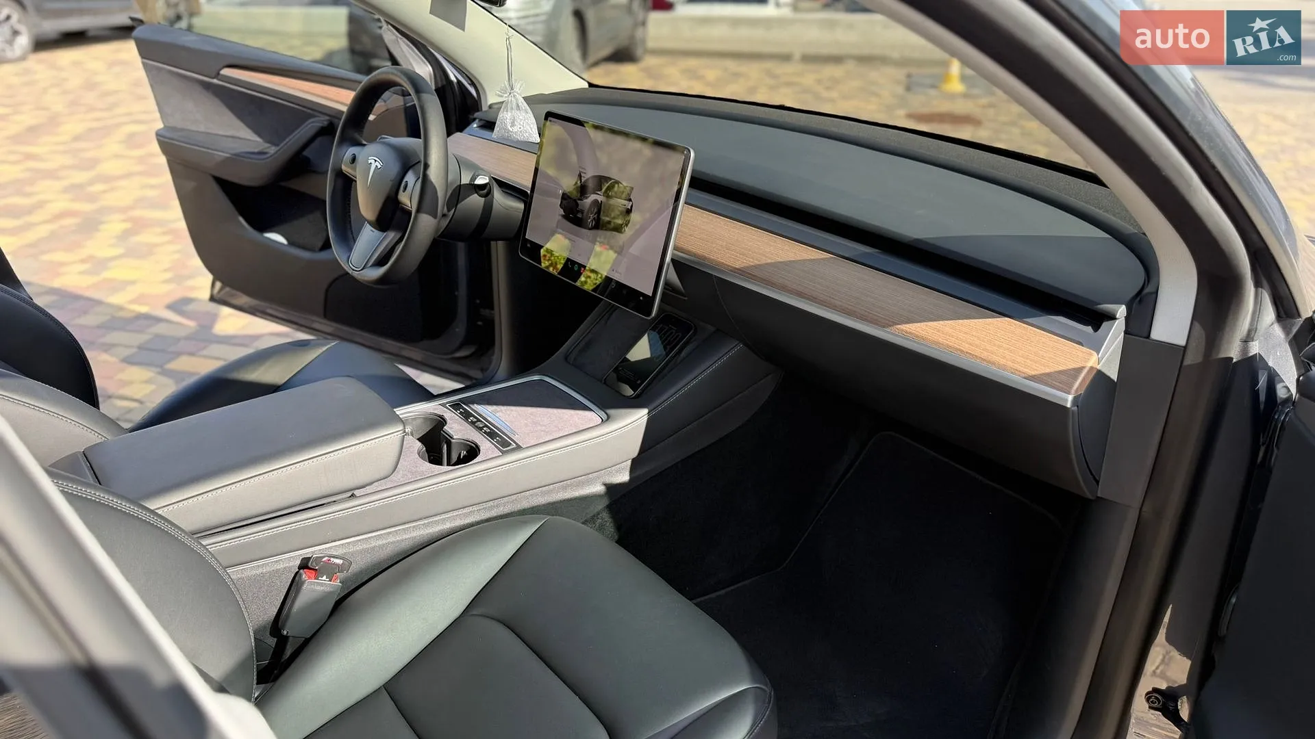 2023 Tesla Model Y - мініатюра 21