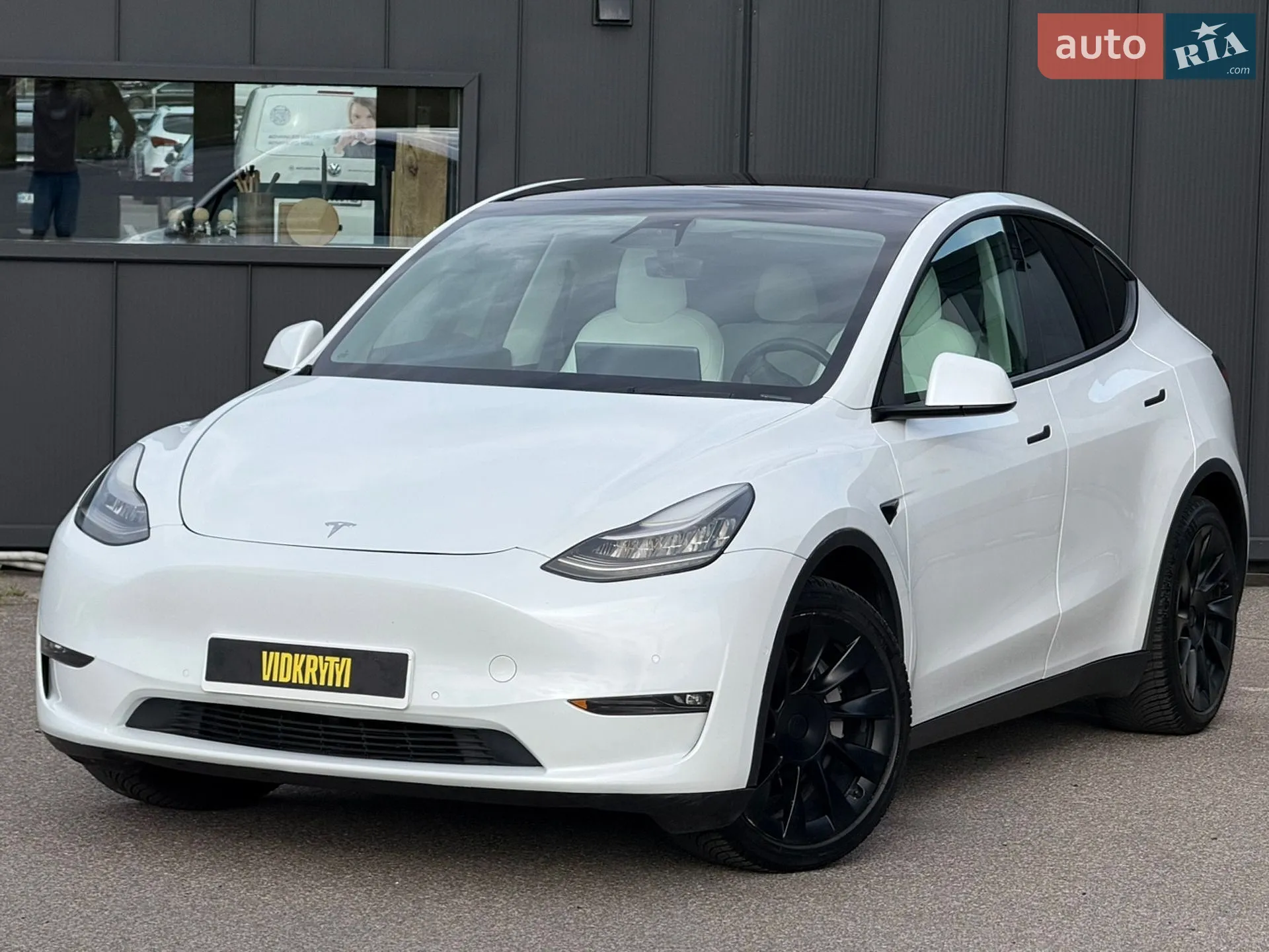 2021 Tesla Model Y - мініатюра 3