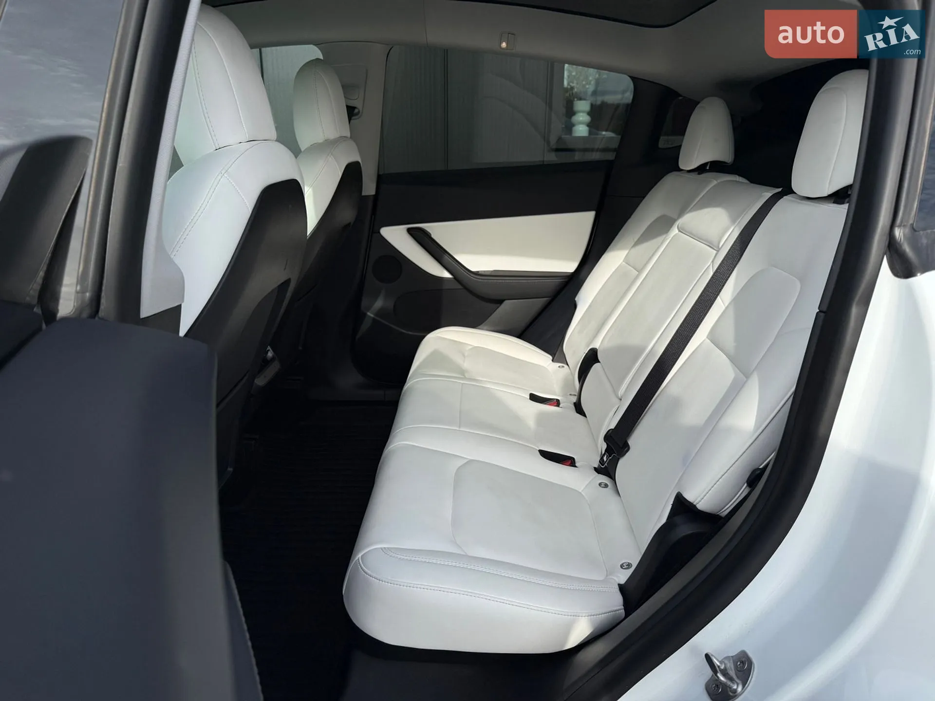 2021 Tesla Model Y - мініатюра 31