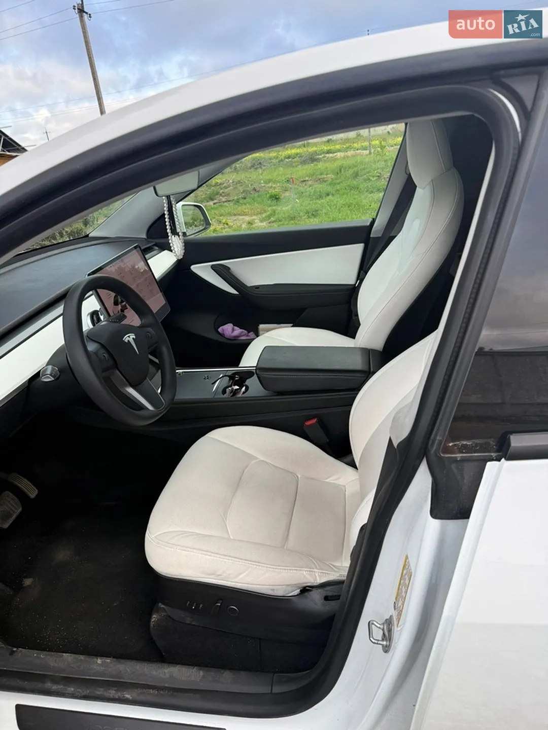 2021 Tesla Model Y - мініатюра 4