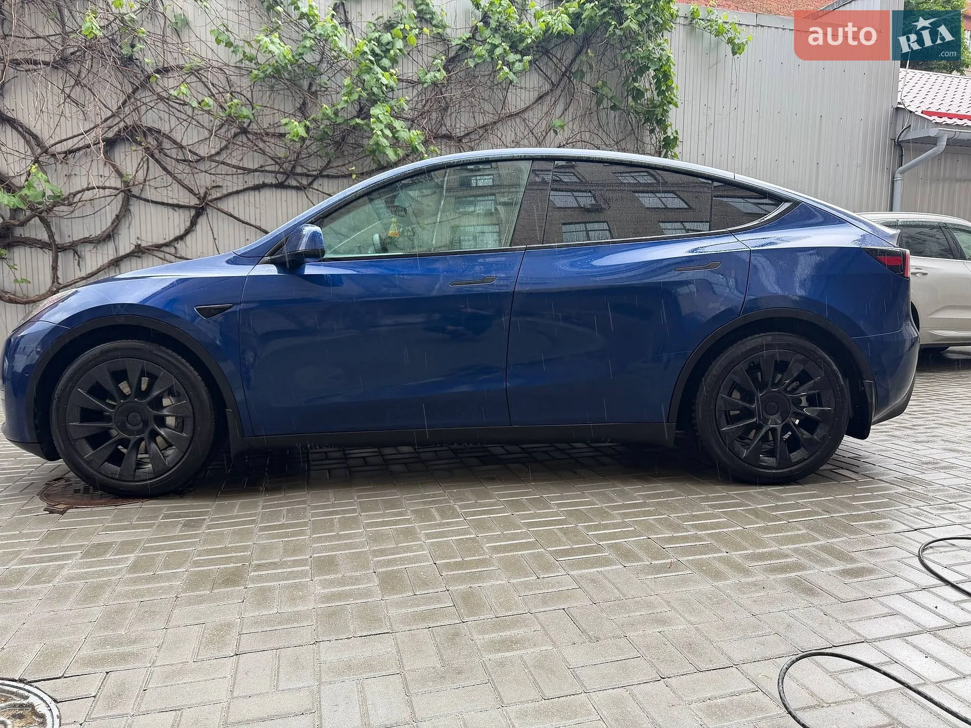2021 Tesla Model Y - мініатюра 8