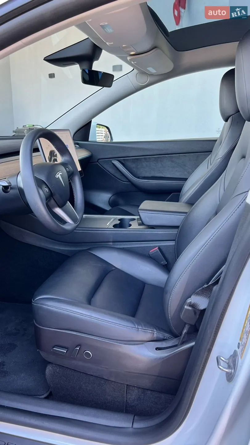 2022 Tesla Model Y - мініатюра 10