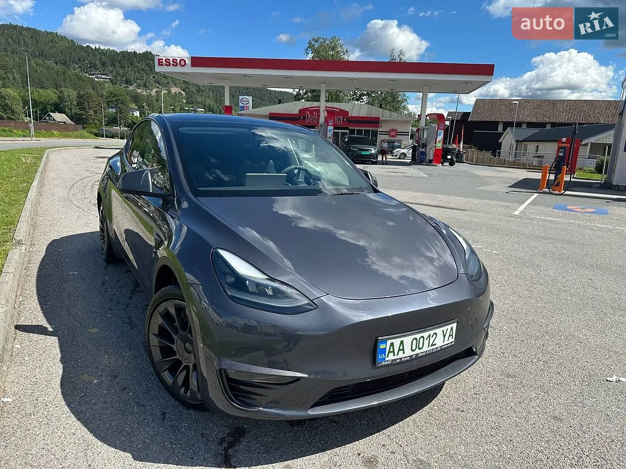 2024 Tesla Model Y - мініатюра 24
