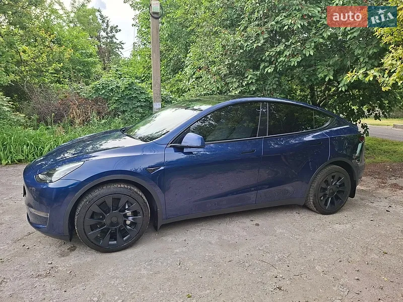 Tesla Model Y 2022