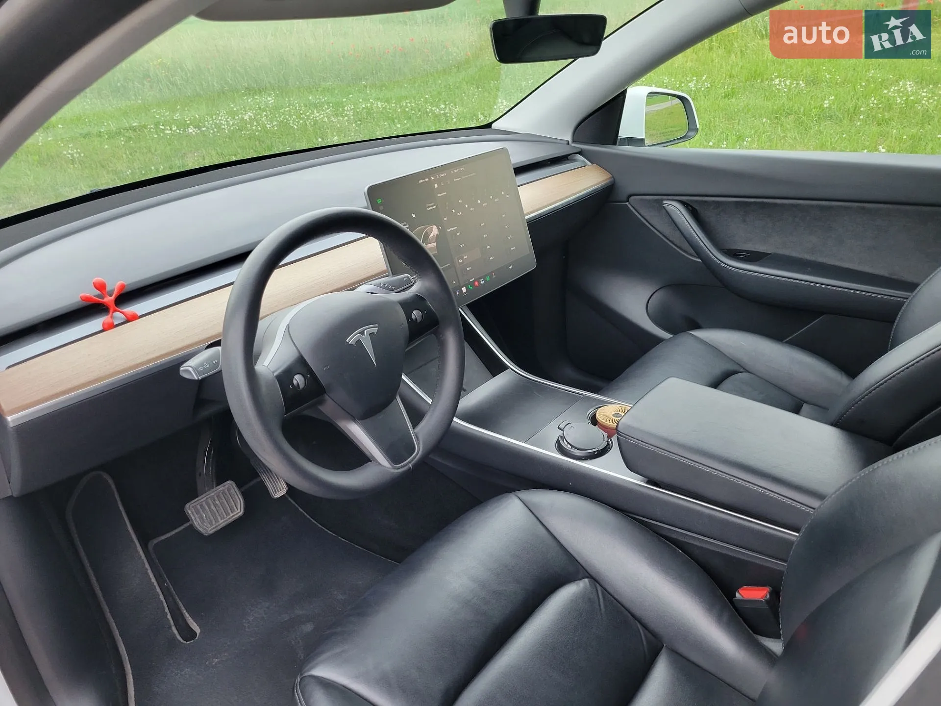 2020 Tesla Model Y - мініатюра 16
