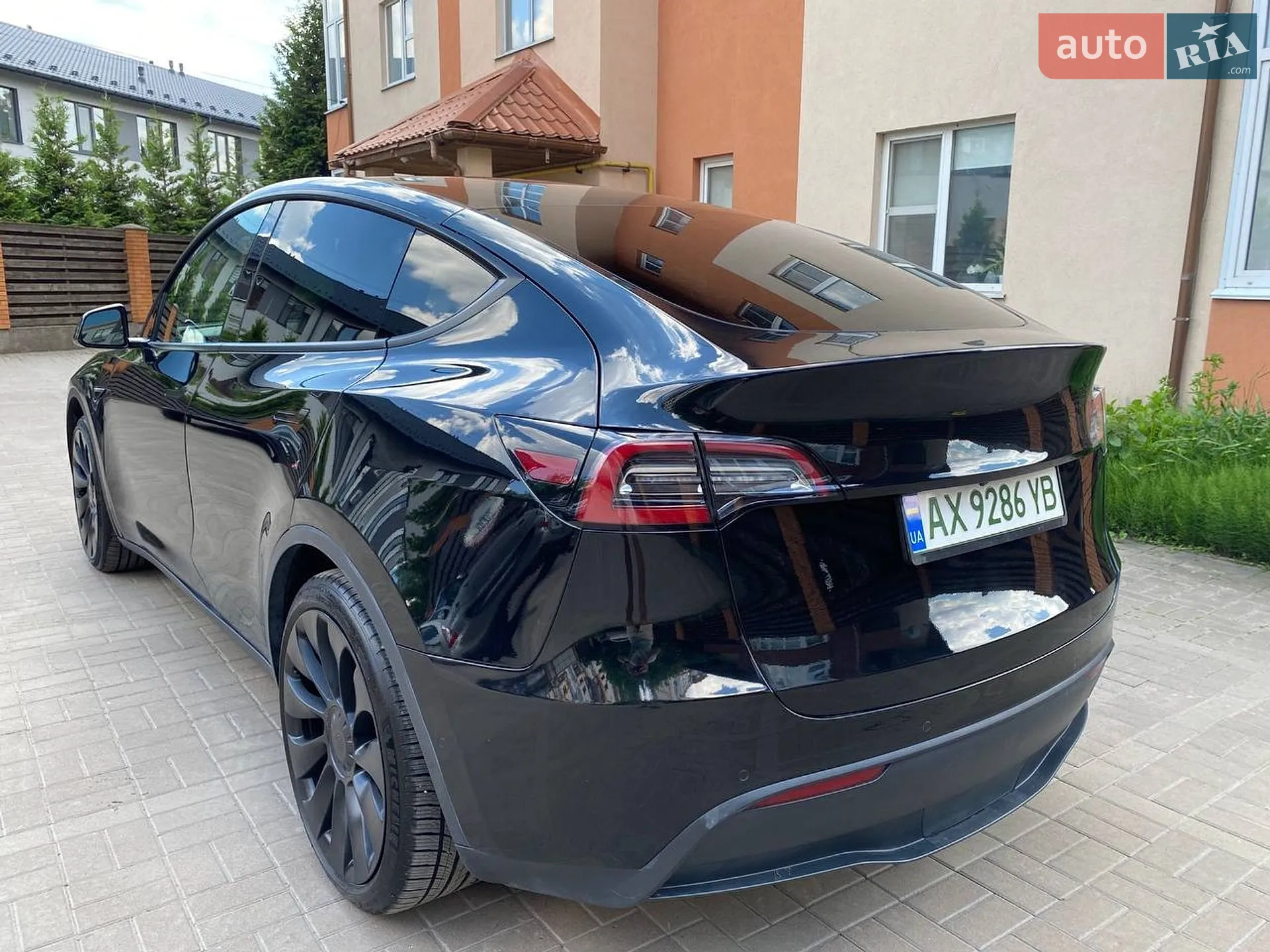 2020 Tesla Model Y - мініатюра 12