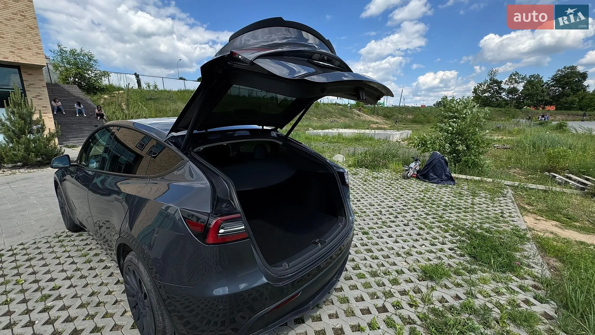 2023 Tesla Model Y - мініатюра 33