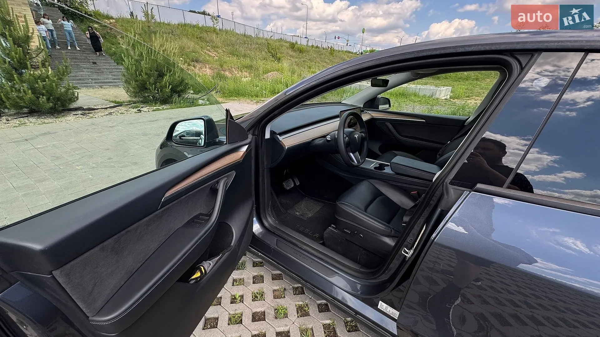 2023 Tesla Model Y - мініатюра 40