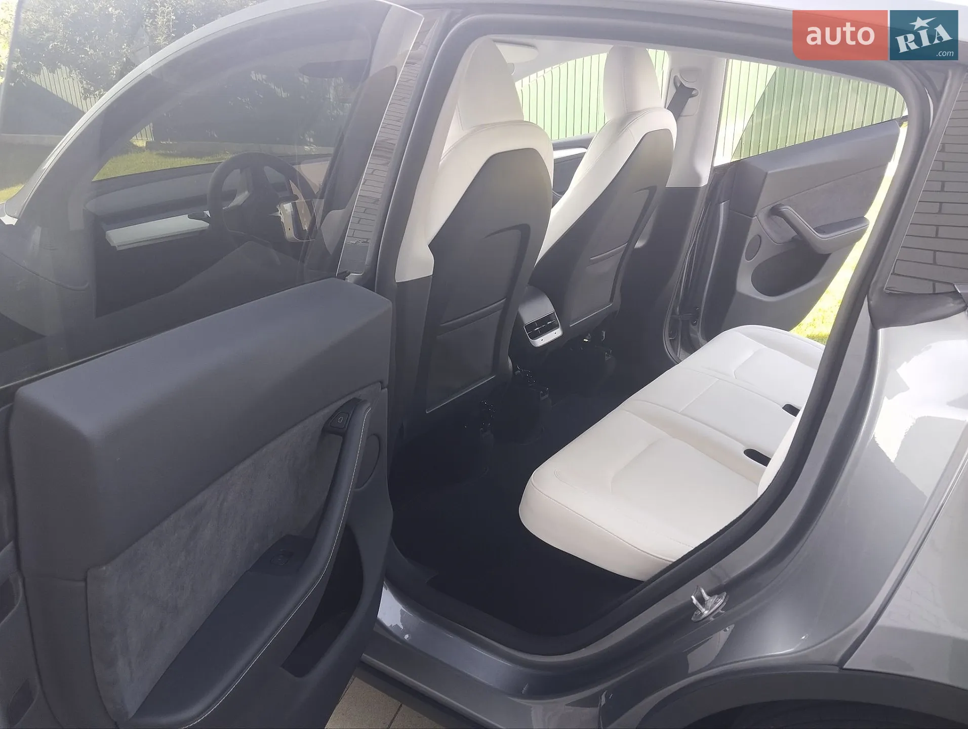 2024 Tesla Model Y - мініатюра 7
