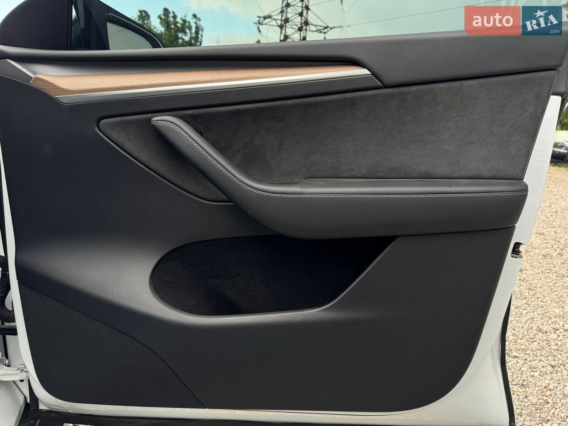 2024 Tesla Model Y - мініатюра 21