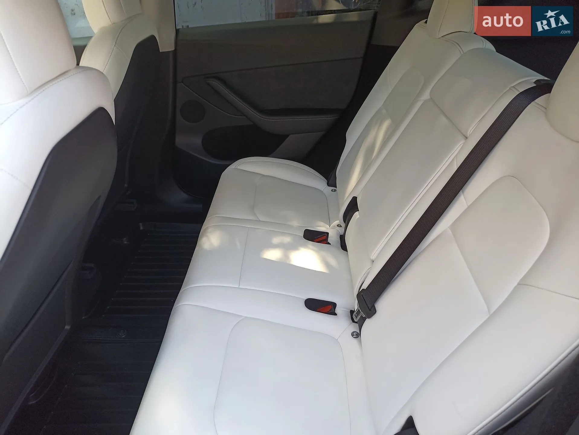 2023 Tesla Model Y - мініатюра 13