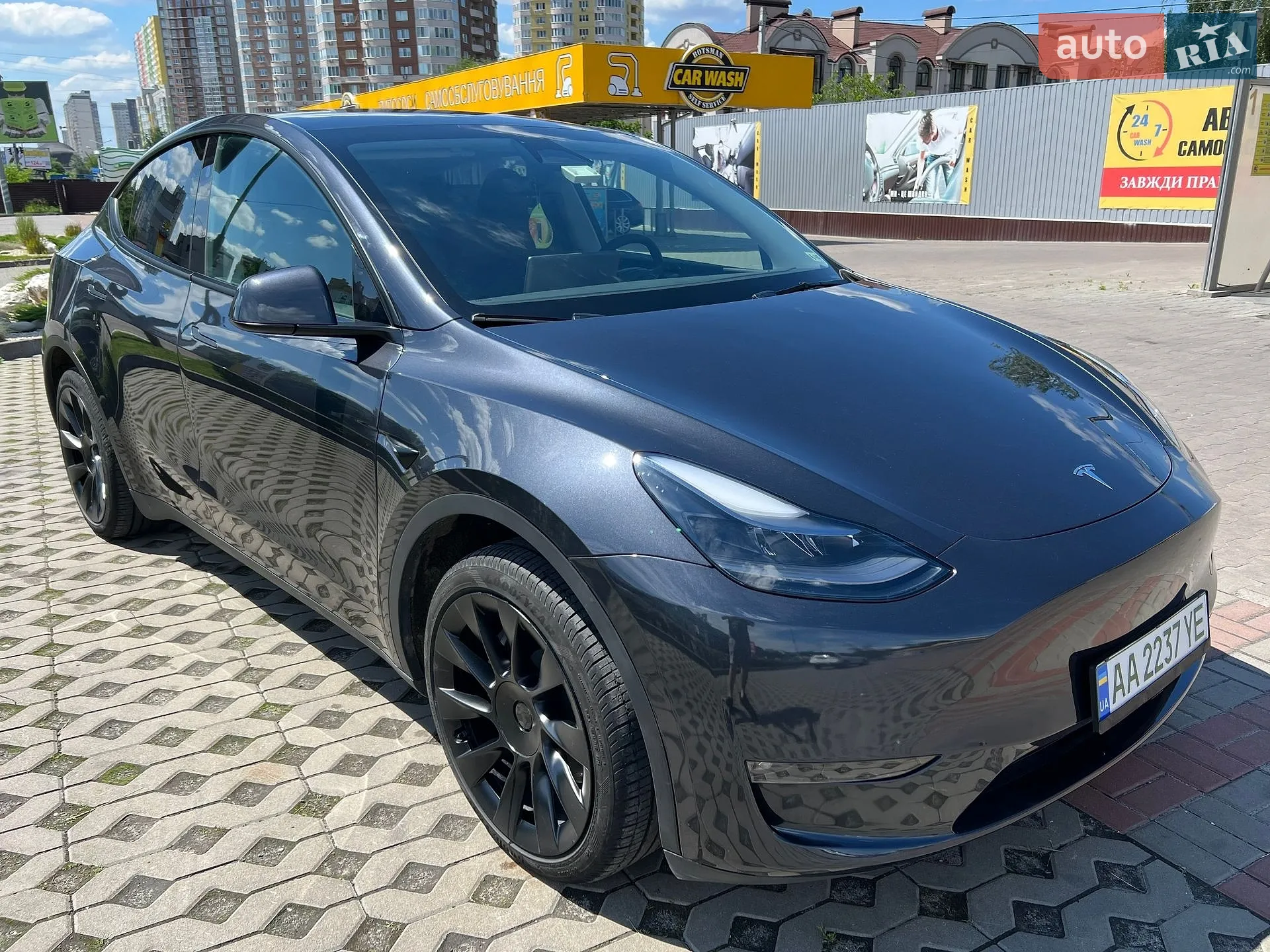 2024 Tesla Model Y - мініатюра 6