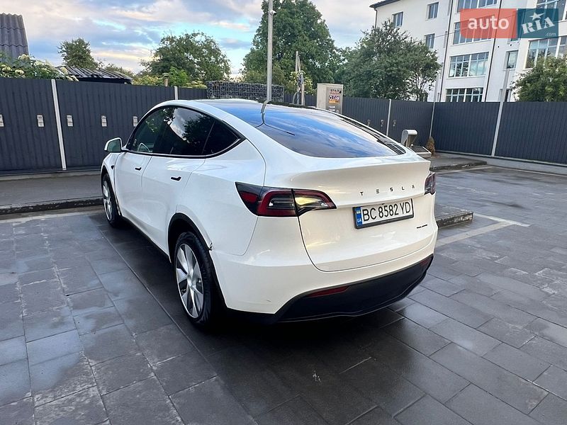 Tesla Model Y 2023 Tesla Model Y 2023