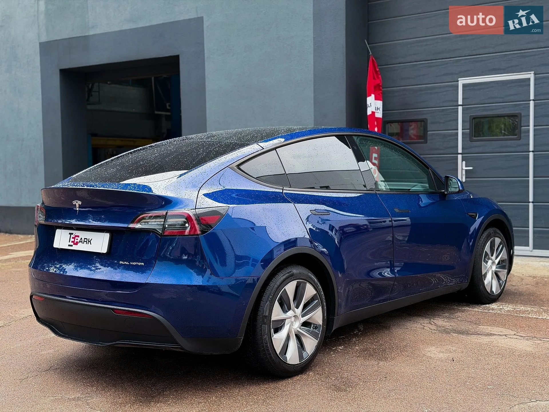 2020 Tesla Model Y - мініатюра 10