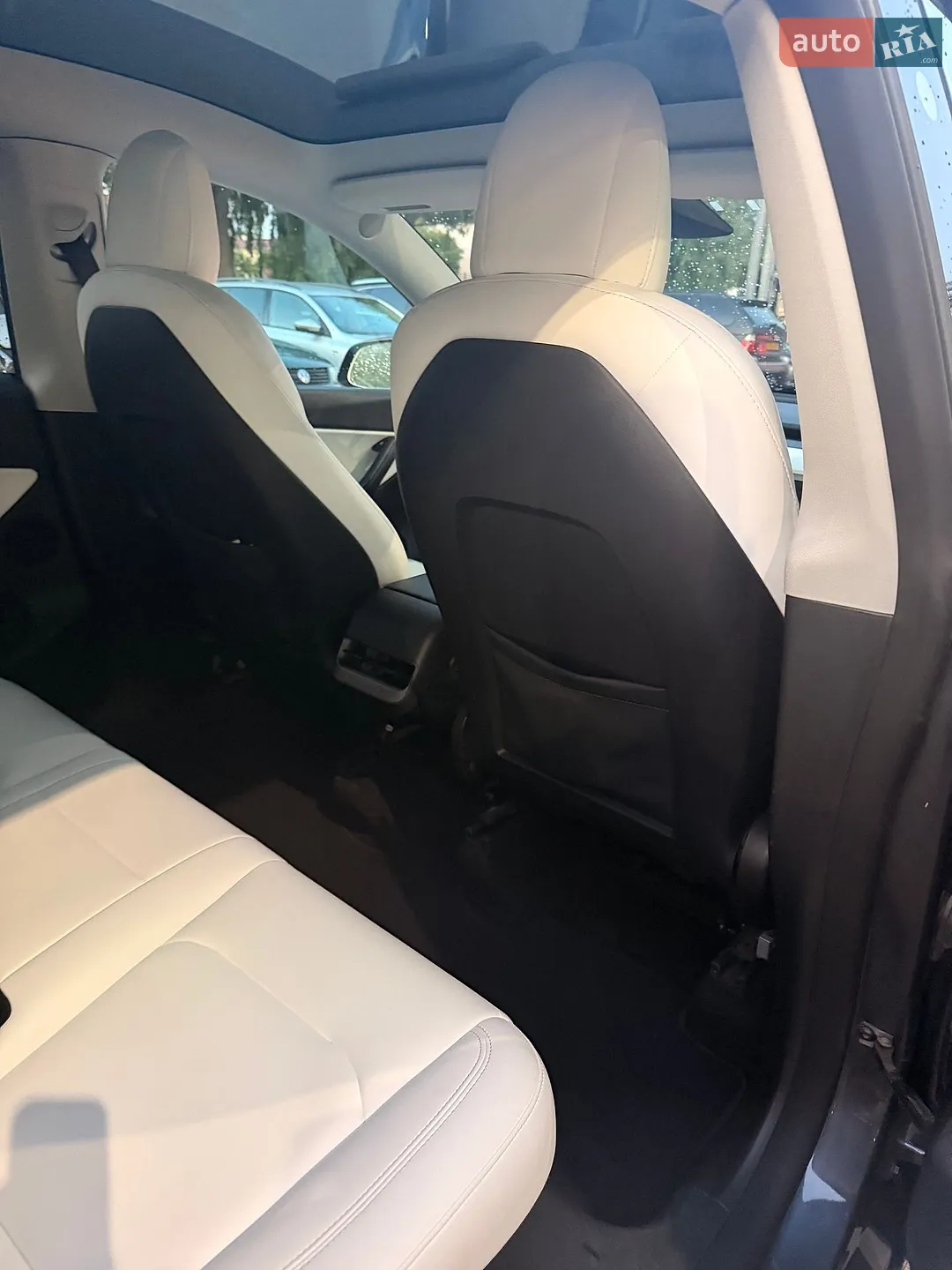 2022 Tesla Model Y - мініатюра 13