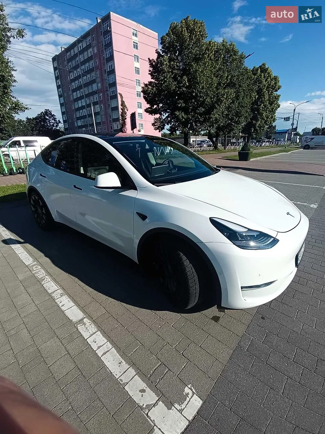 2022 Tesla Model Y - мініатюра 5