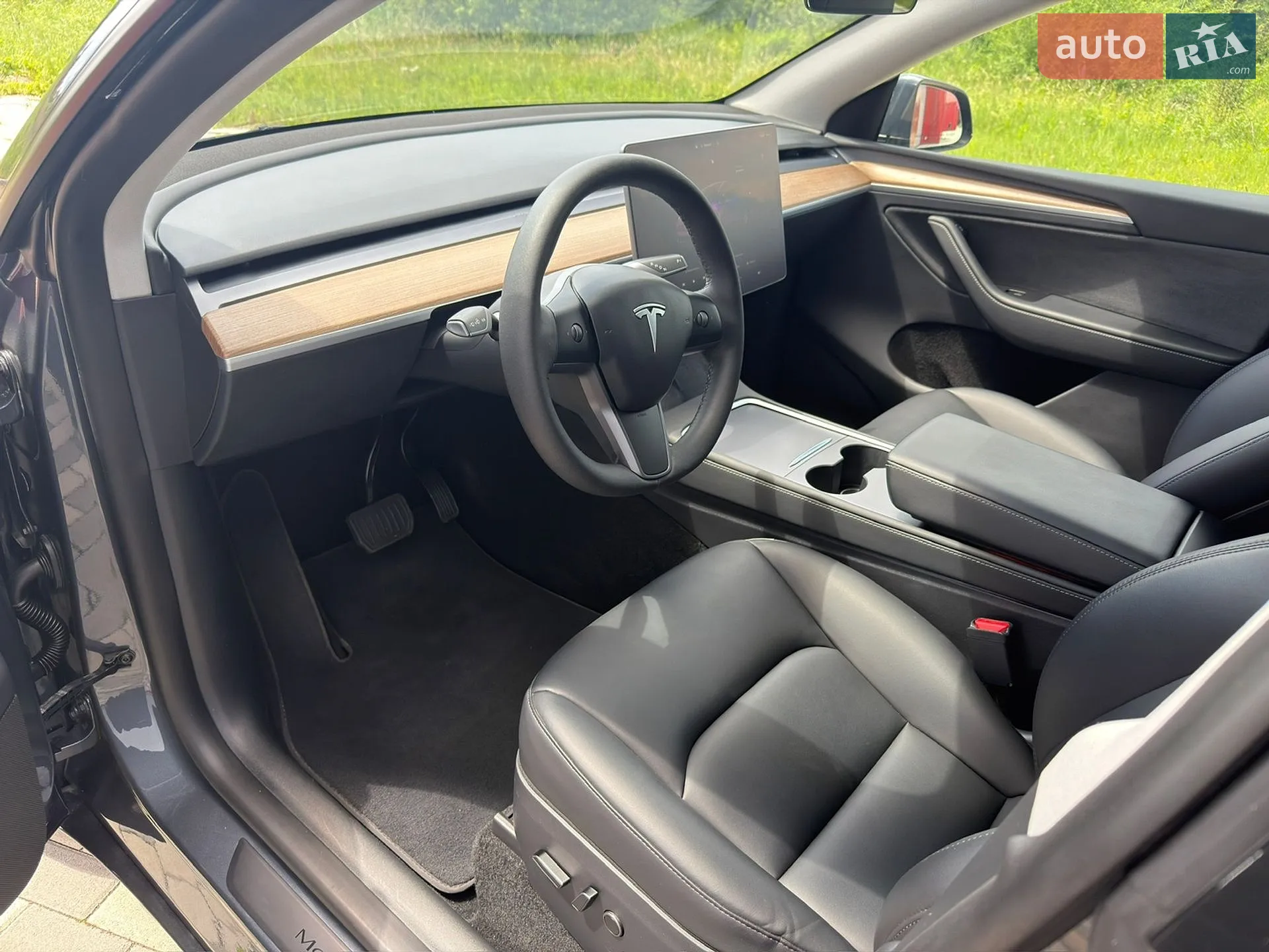 2023 Tesla Model Y - мініатюра 40