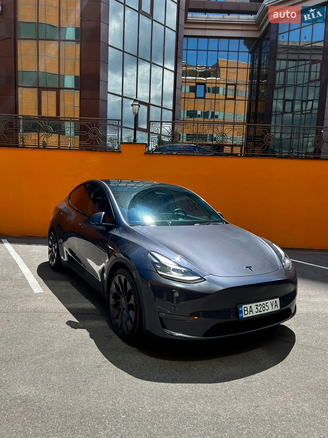 2022 Tesla Model Y - мініатюра 2