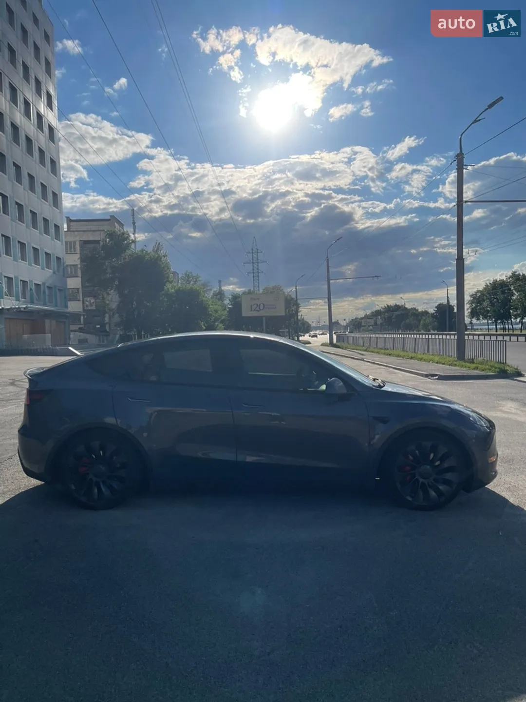 2023 Tesla Model Y - мініатюра 4