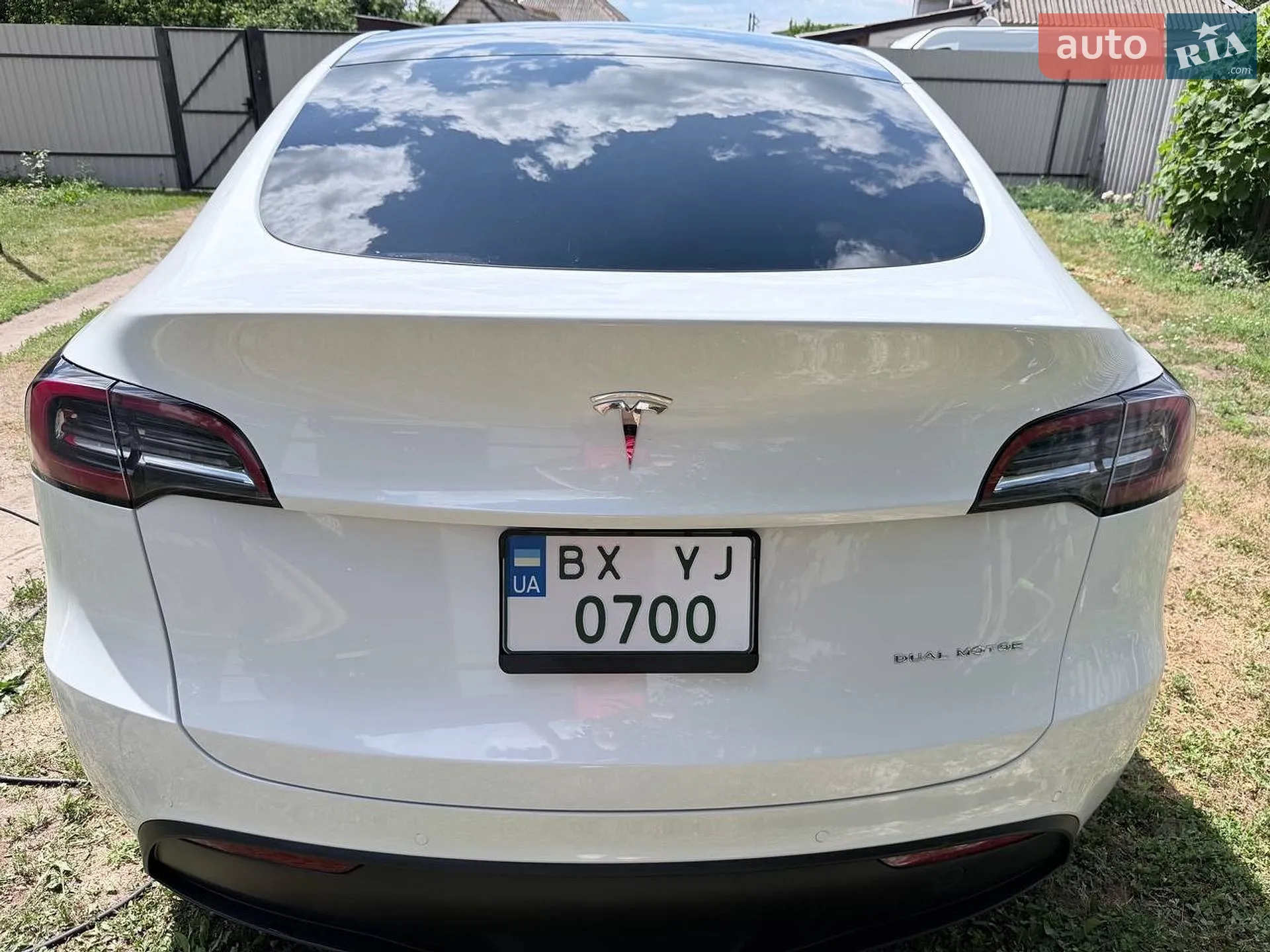 2020 Tesla Model Y - мініатюра 8