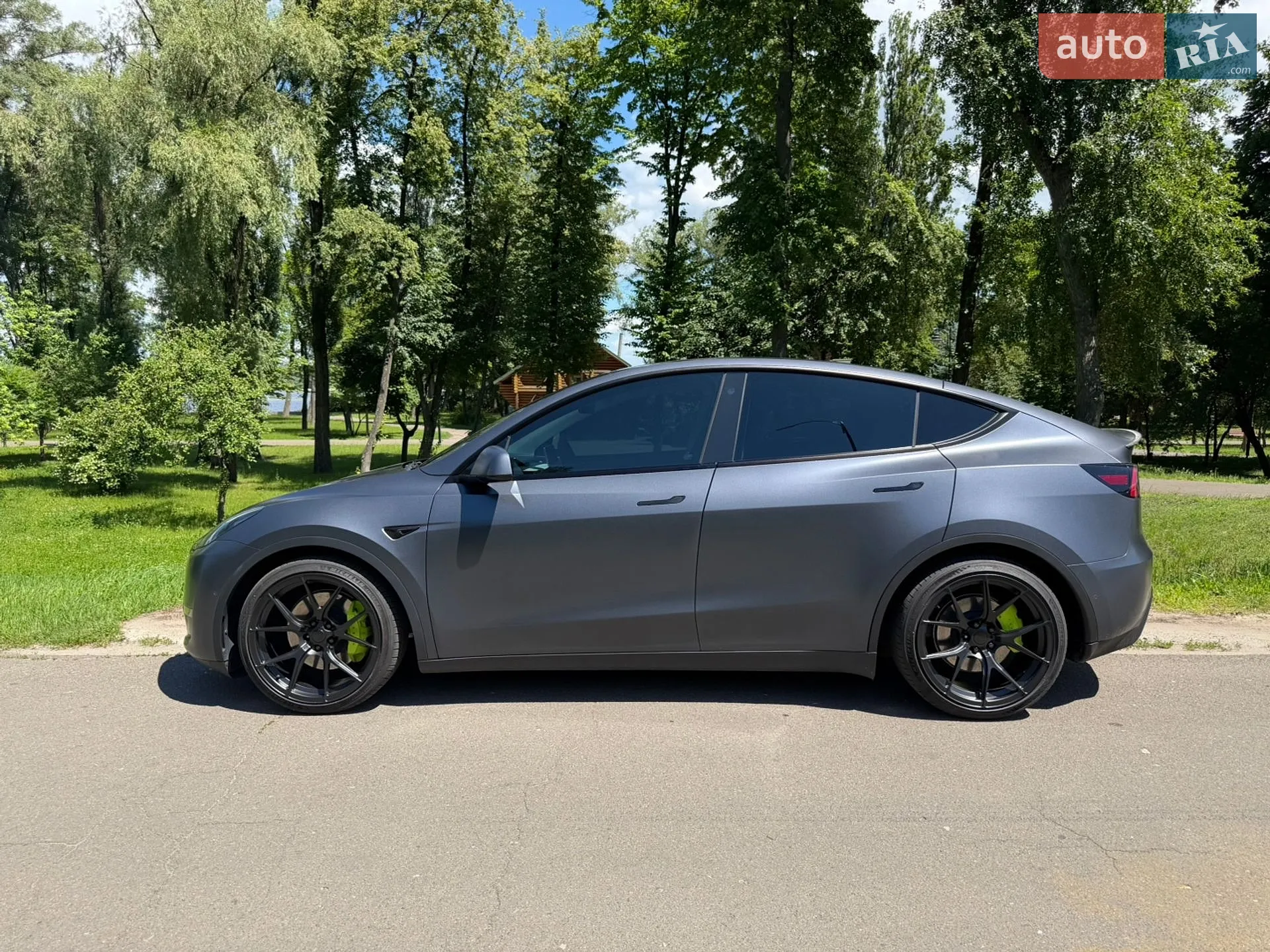 2022 Tesla Model Y - мініатюра 3