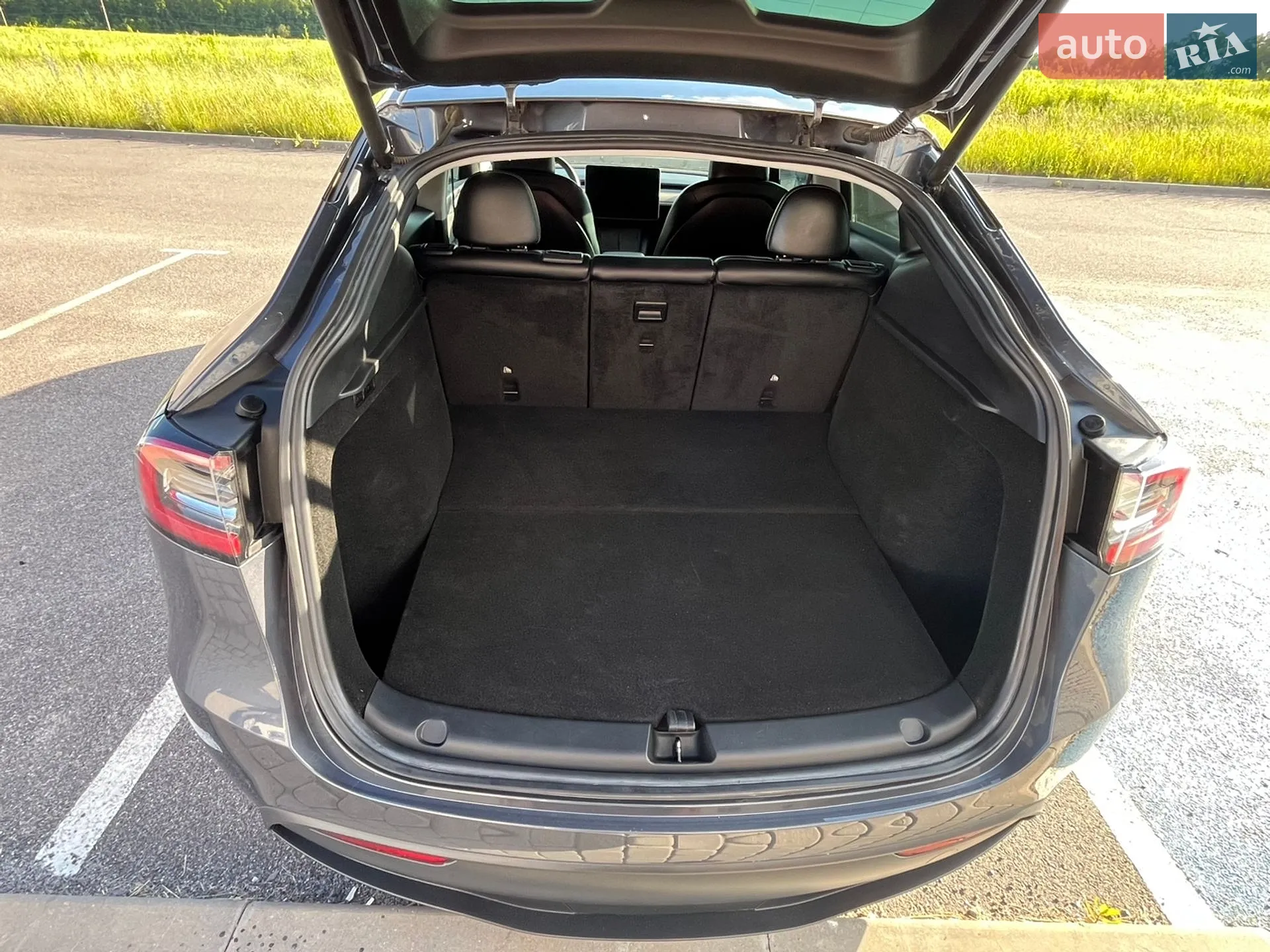 2023 Tesla Model Y - мініатюра 16