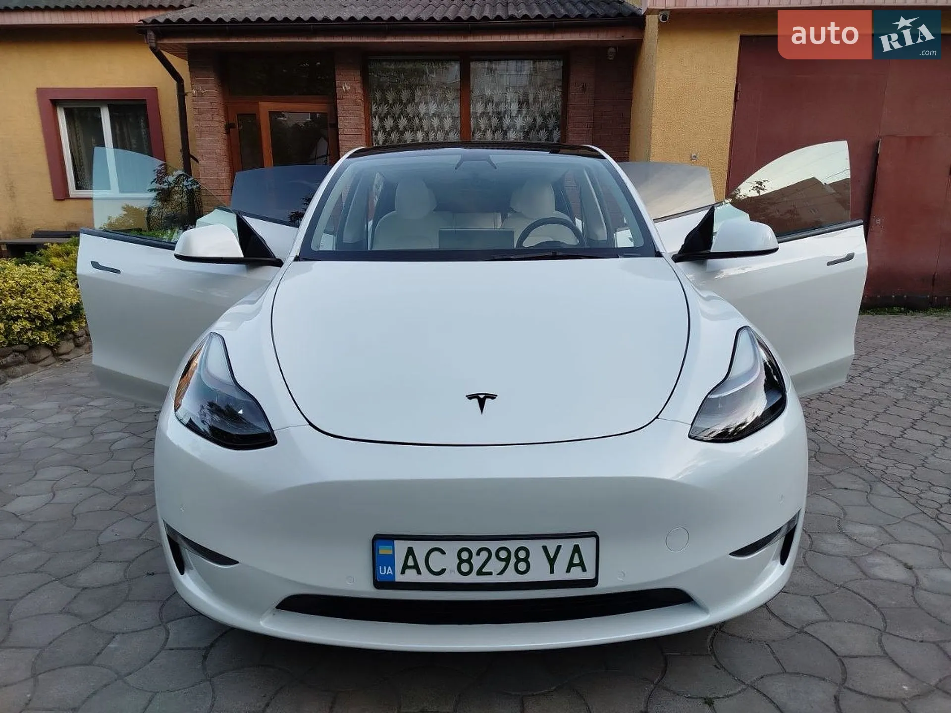 2022 Tesla Model Y - мініатюра 5