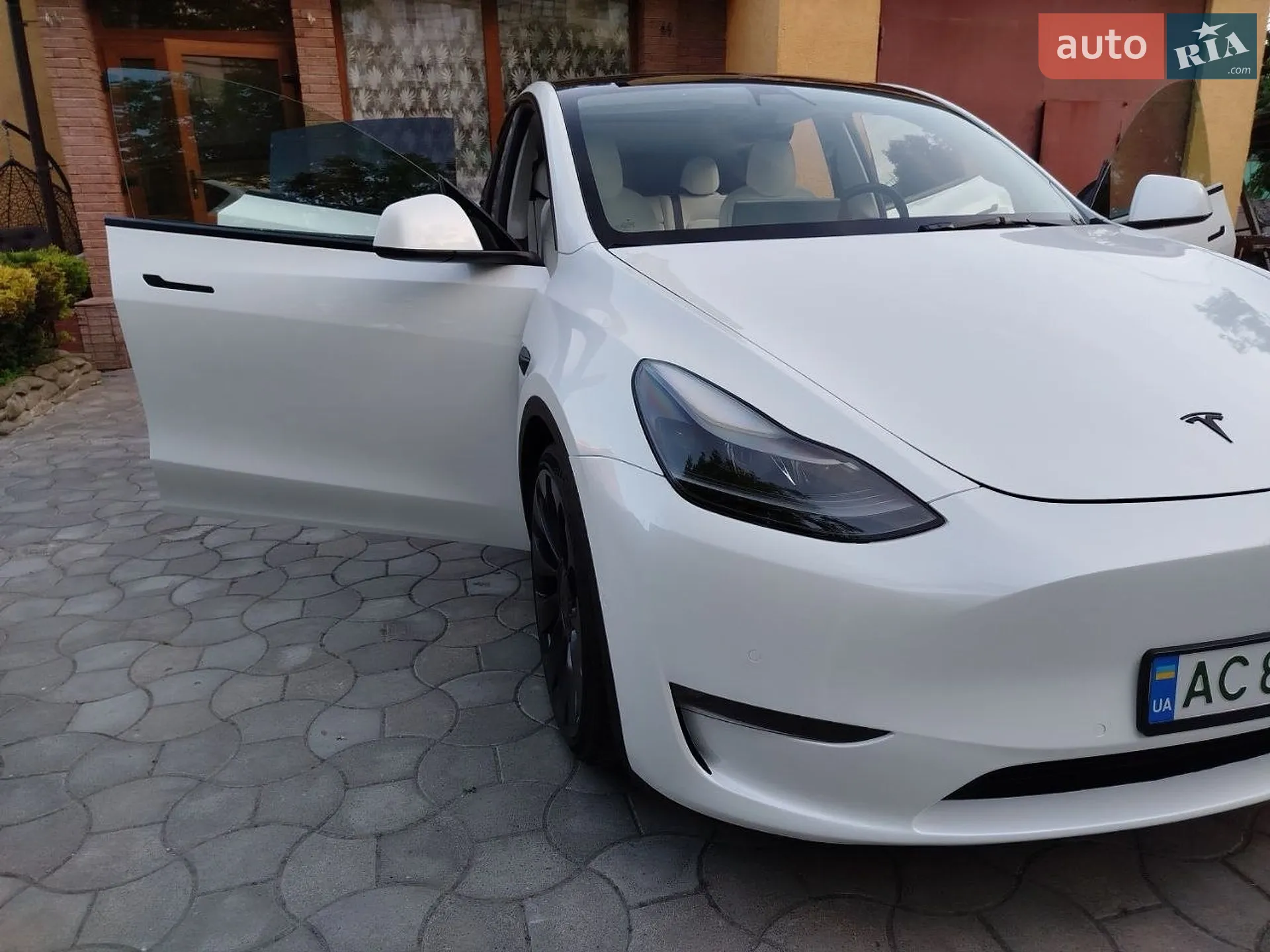 2022 Tesla Model Y - мініатюра 6