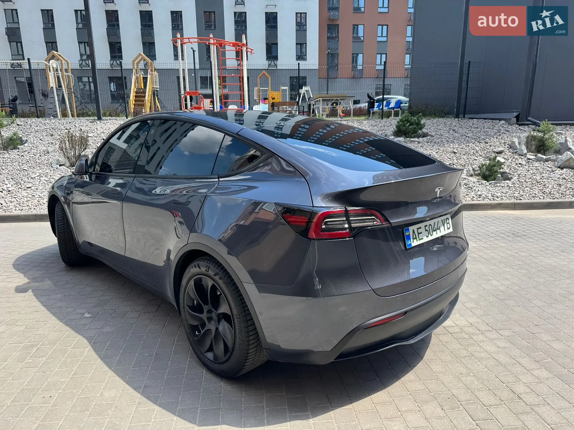 2021 Tesla Model Y - мініатюра 4