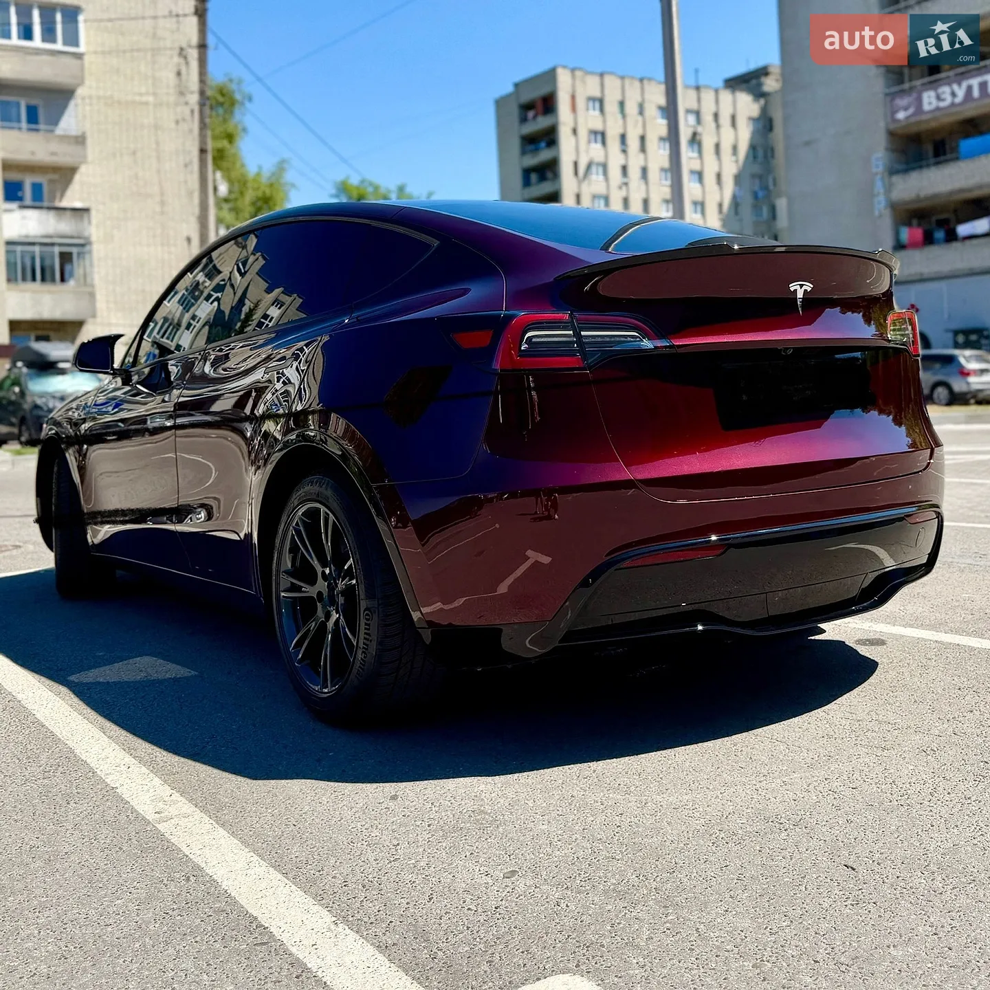 2024 Tesla Model Y - мініатюра 3