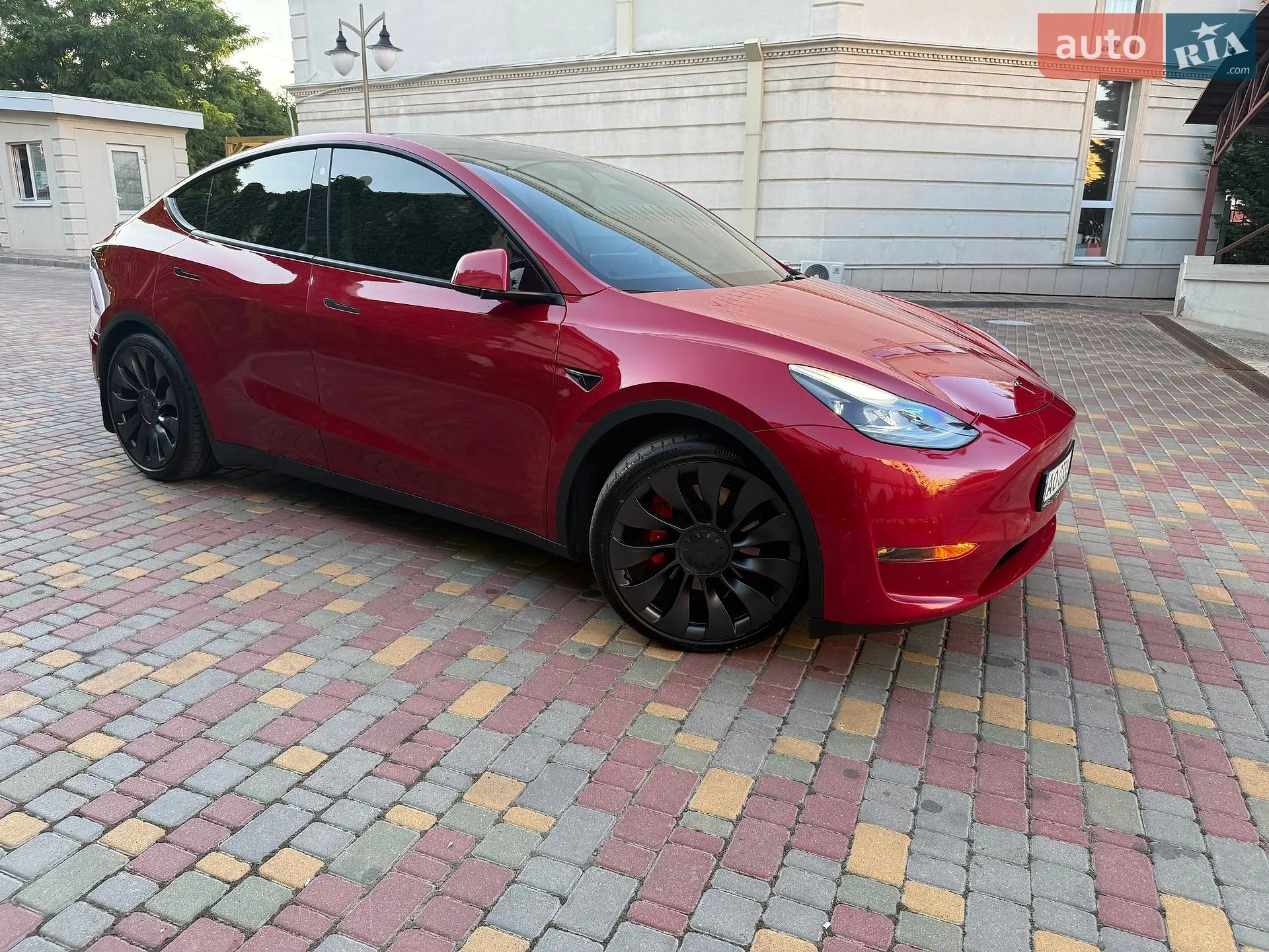 2022 Tesla Model Y - мініатюра 4