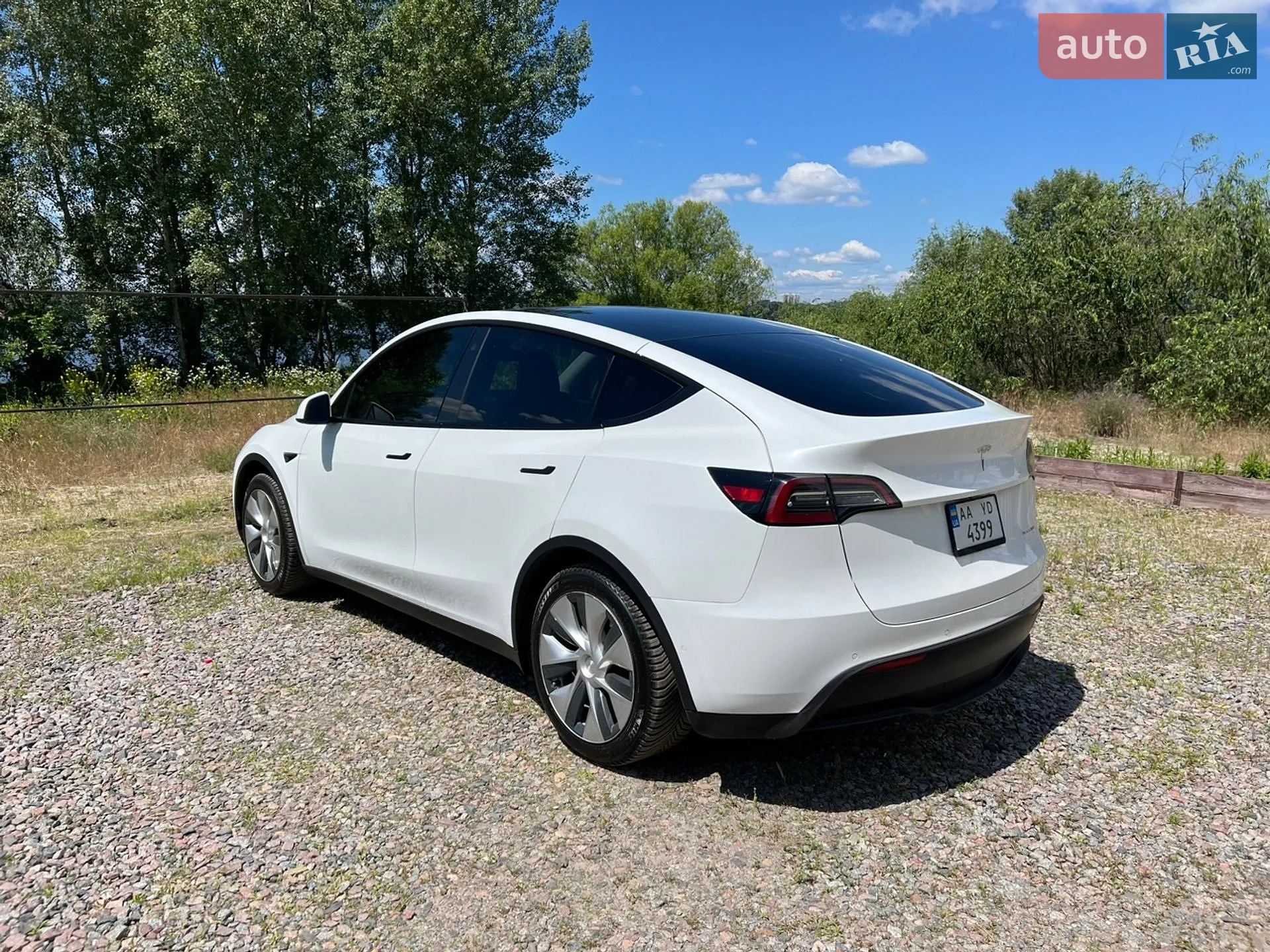 2021 Tesla Model Y - мініатюра 8