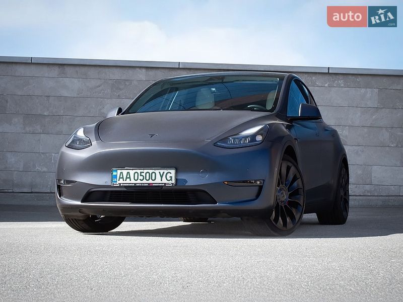 Tesla Model Y 2022